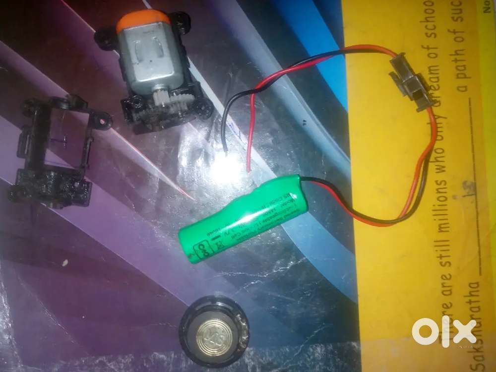 1.Small DC motor 2.Rechargeable battery 3. Mobile mini Loudspeaker