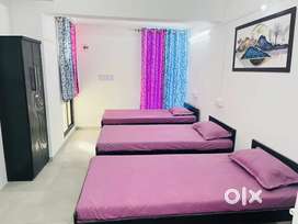 Student and working boys pg hostel near sayajigunj msu