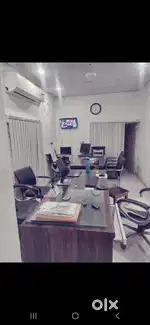 100 gaj corner building