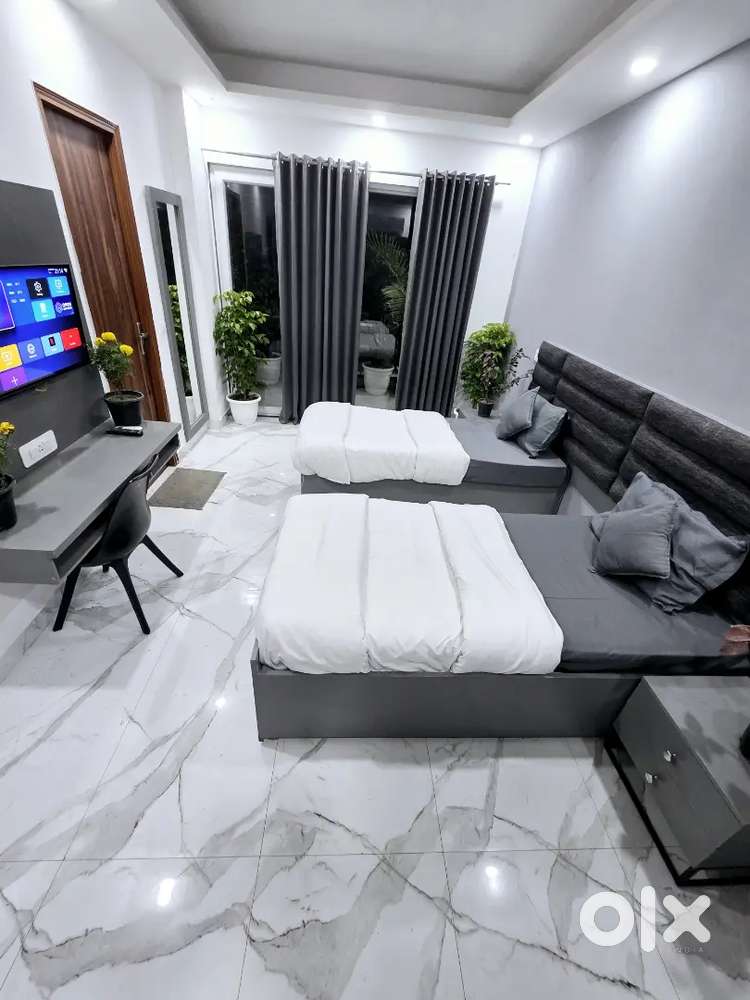 PG Near Tech Mahindra, Zomato, Sun Life, Toshiba, Stryker, Optum, AIPL