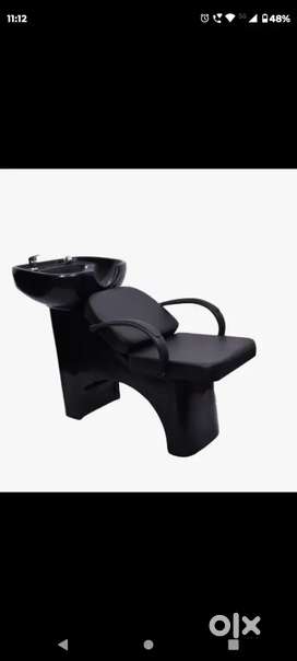 Beauty Parlour and salon chairs manicure chair facial bed at low price