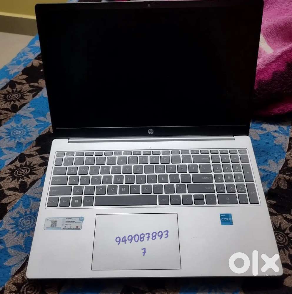 HP Laptop i3
