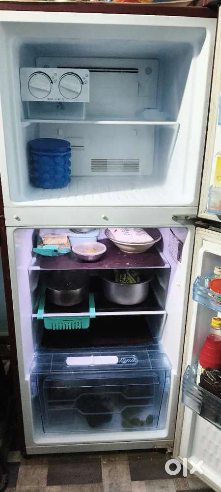 Fridge very good condition No problem
