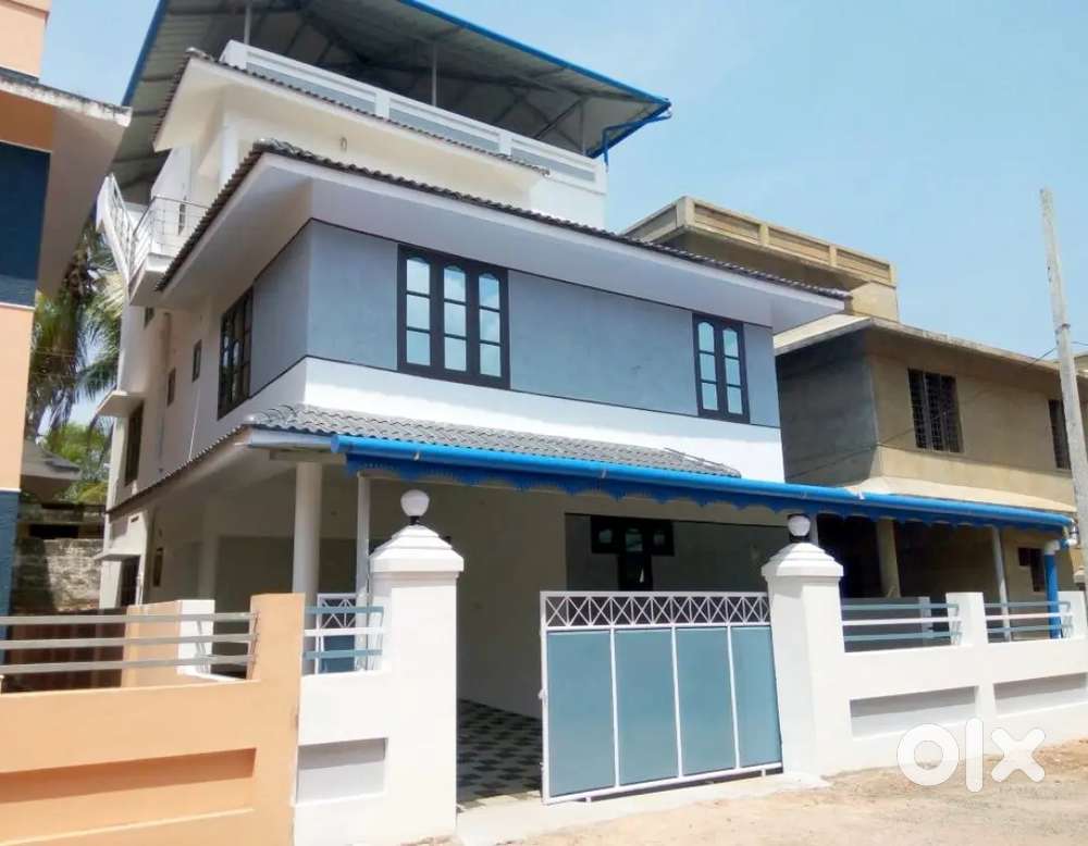 Semi furnished villa for rent