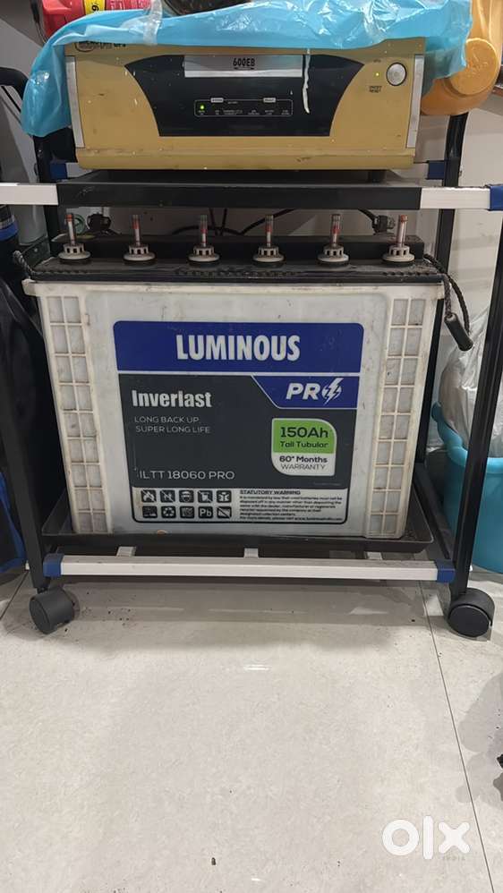 Invertor with new battery and trolly