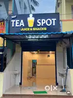 Tea master and juice , snakes