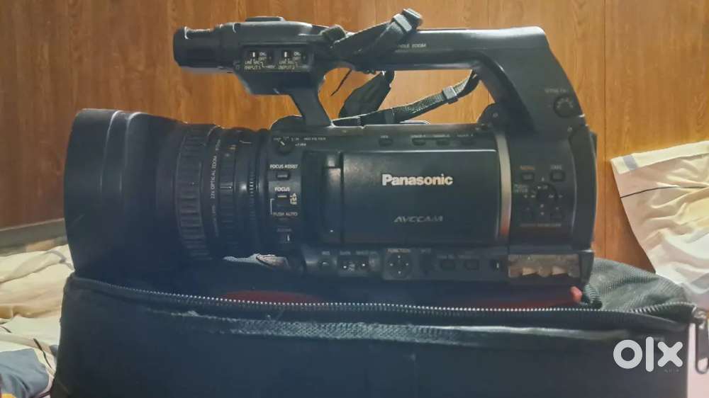 Urgent sale - Panasonic camcorder for live streaming & videography