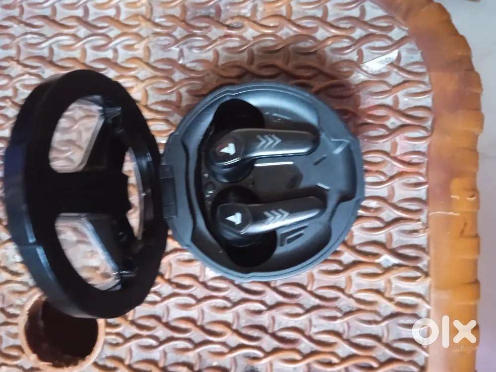 Boult airpods
