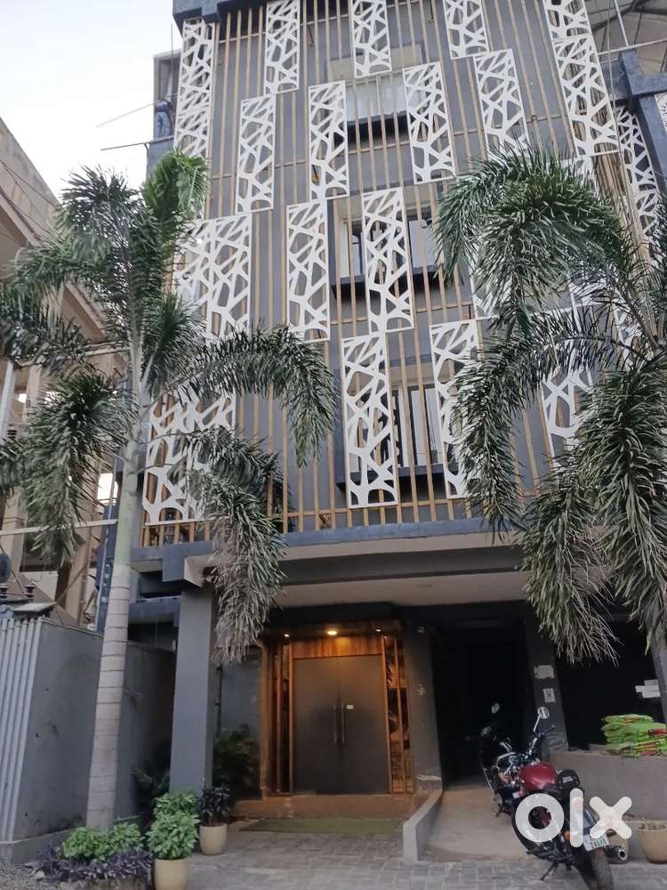 Need urgent bar and pub (Experienced only)