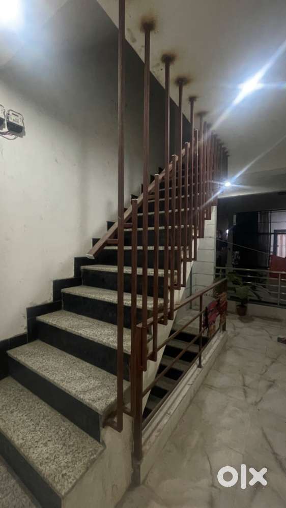 Specious rooms with attached toilet and kitchen on road