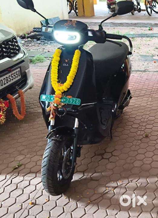 Brand new conditionwith apple care plus