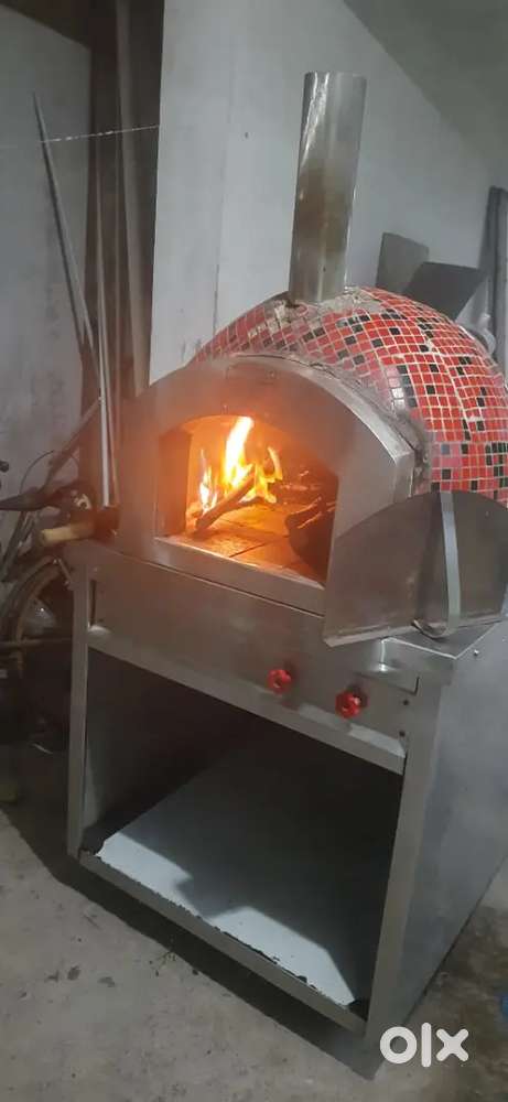 Pizza oven