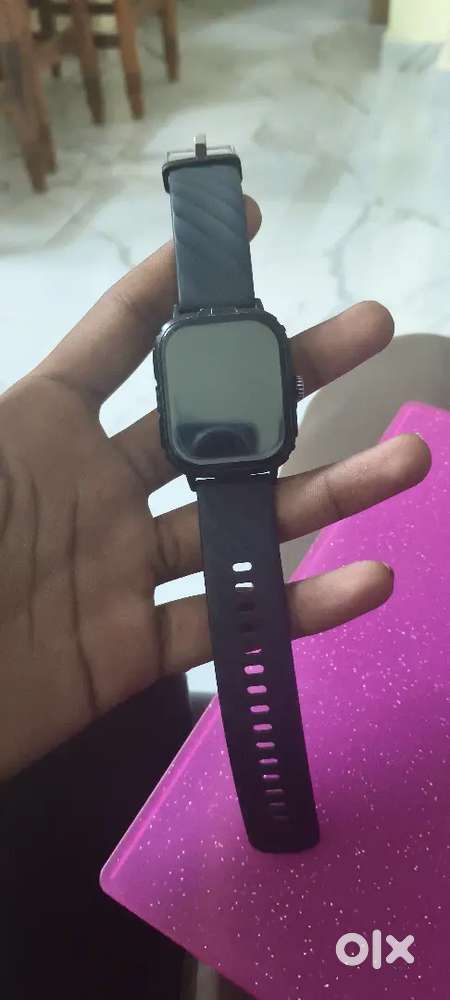 Lazer 520 smart watch