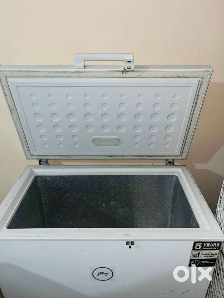 Deep fridge godrej