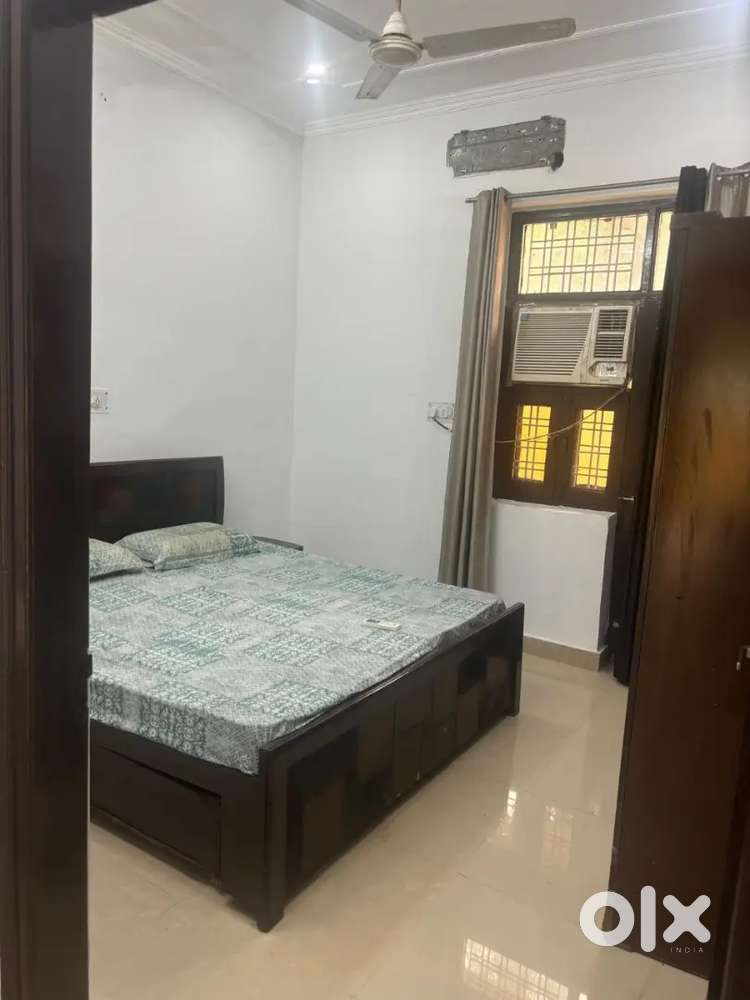 2 BHK FURNISHED FLAT FOR RENT NOIDA