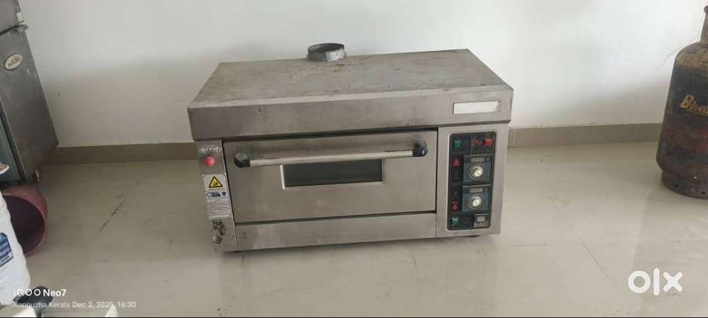 Urgent Sale! Pizza Oven – Excellent Condition – Best Price
