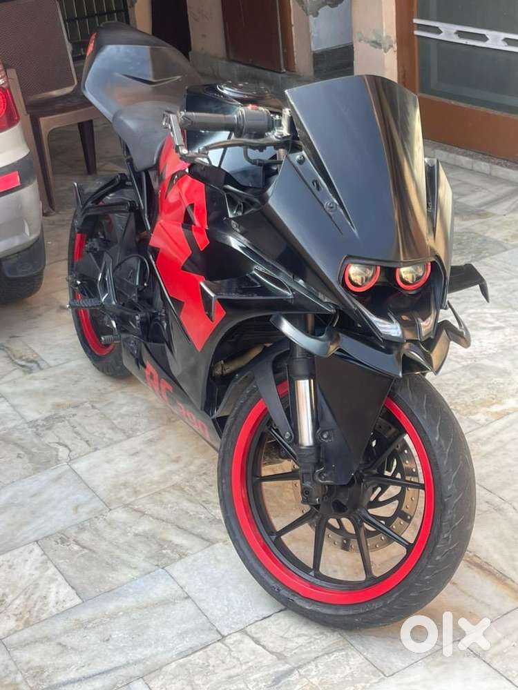 New condition fully modified fully wrap black and white