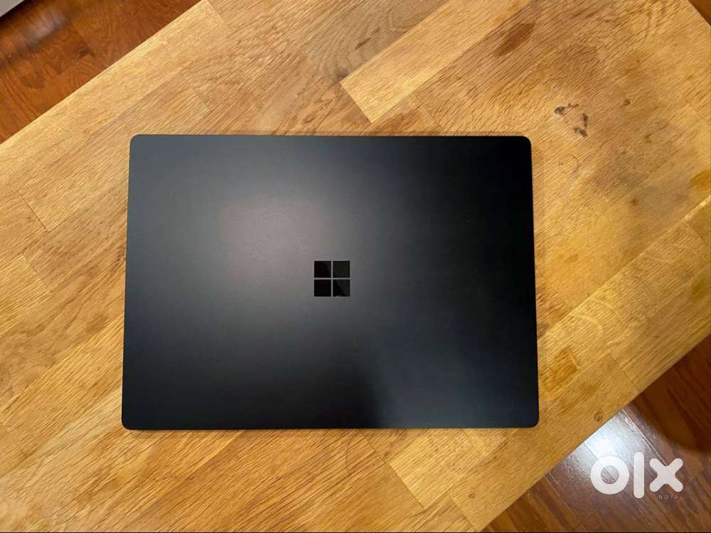 Premium Microsoft Surface 3 –Lightweight, Powerful, Touch Screen