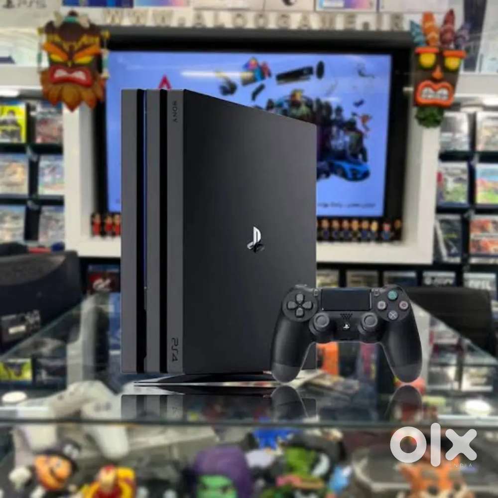 Ps4 pro 1 tb not used