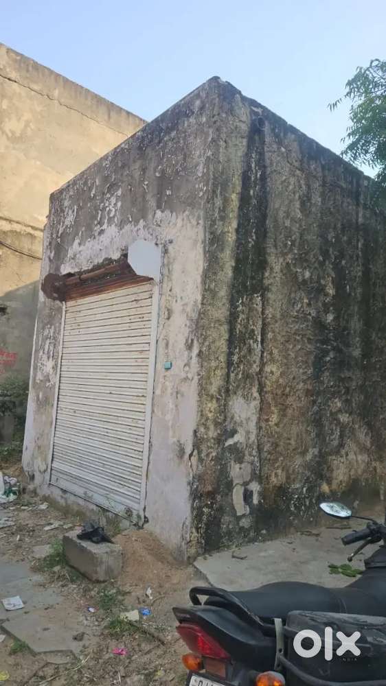 SHOP 9×16 in raja park gurunanak pura