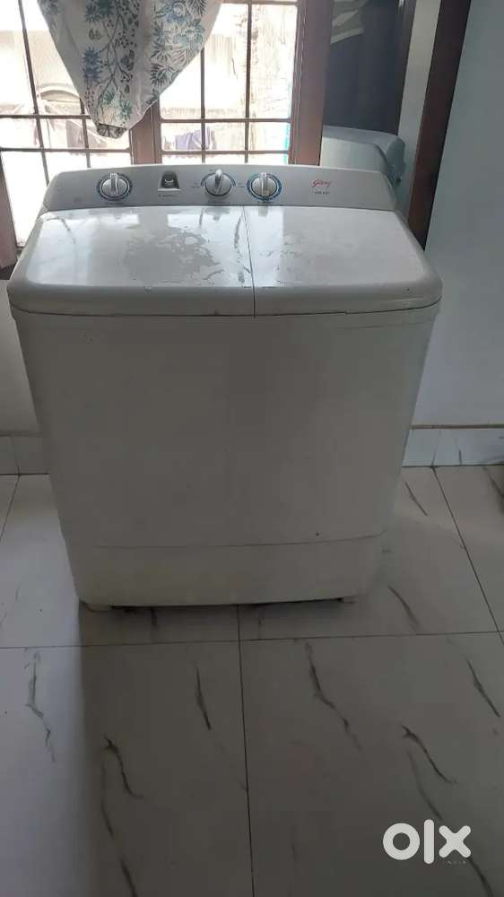 Godrej washing machine 6.2kg washing capacity,Spiner is also available