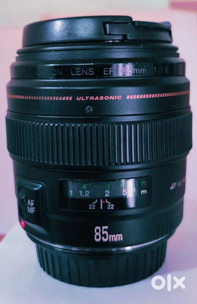 CANON EF AF 85mm f 1.8 USM ULTRASONIC LowLight TELEPRIME BOKEH FX LENS