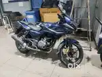 BAJAJ PULSAR 220F