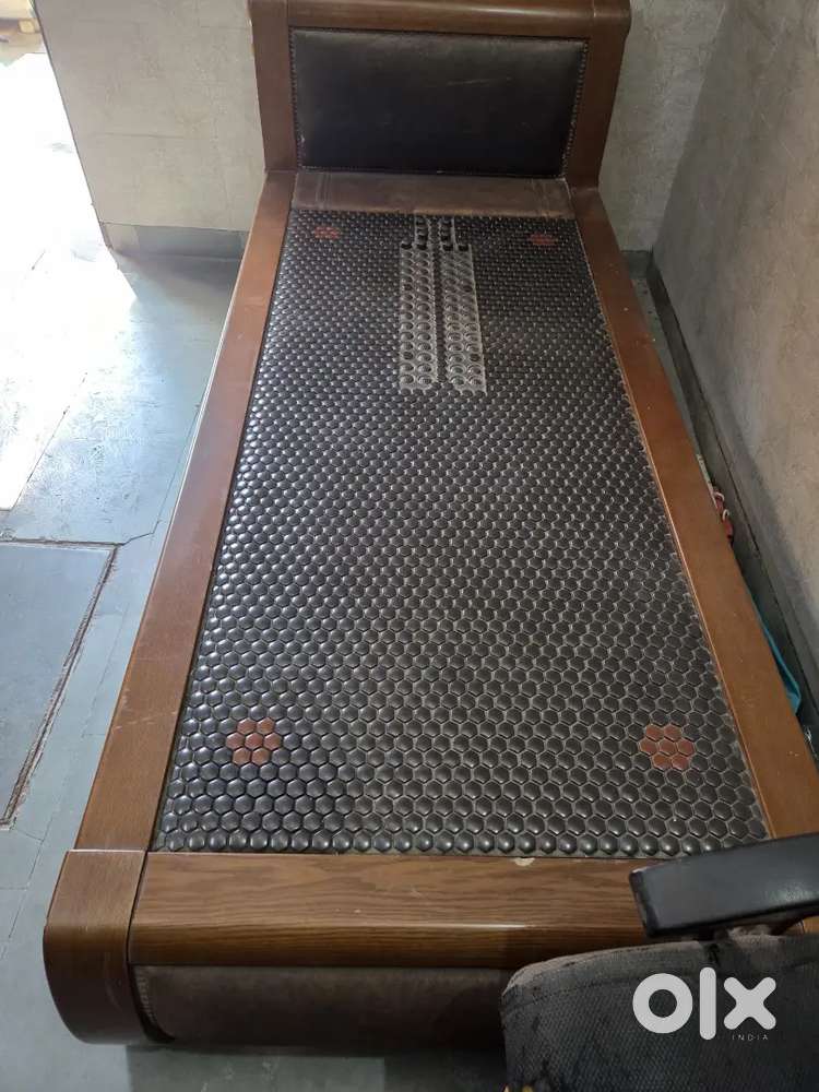 3H acupressure bed