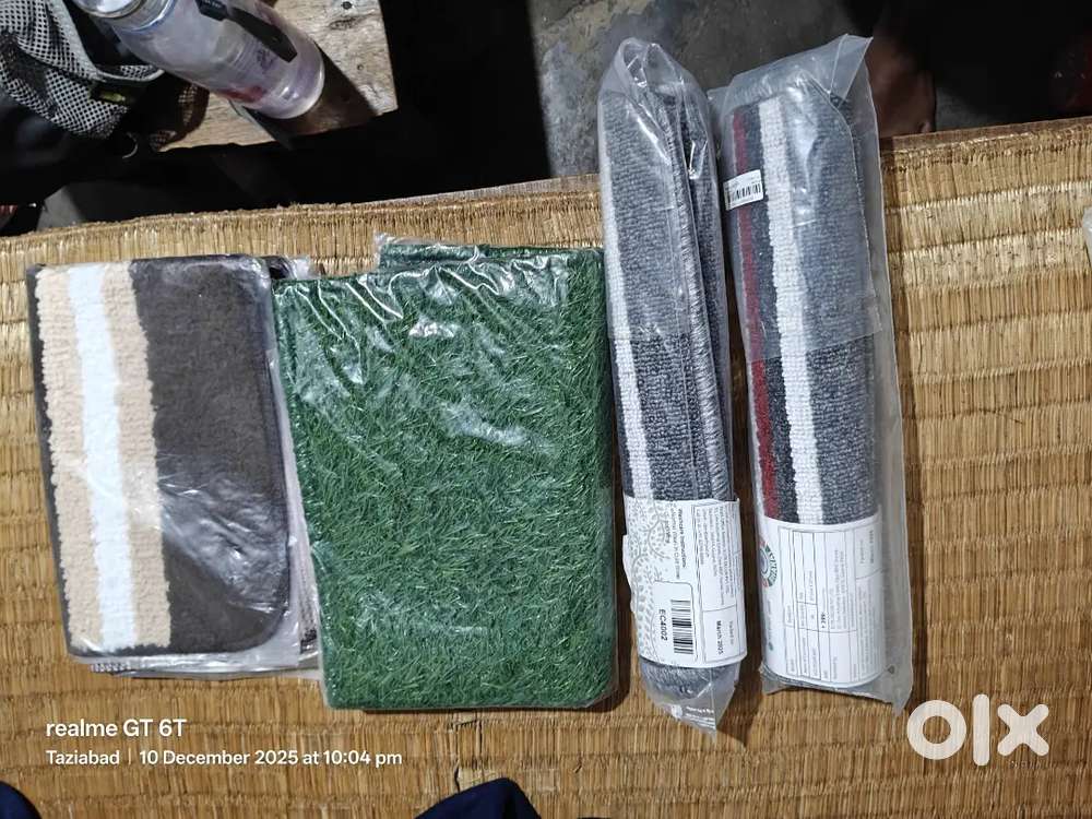 Pillow,door mat, waves