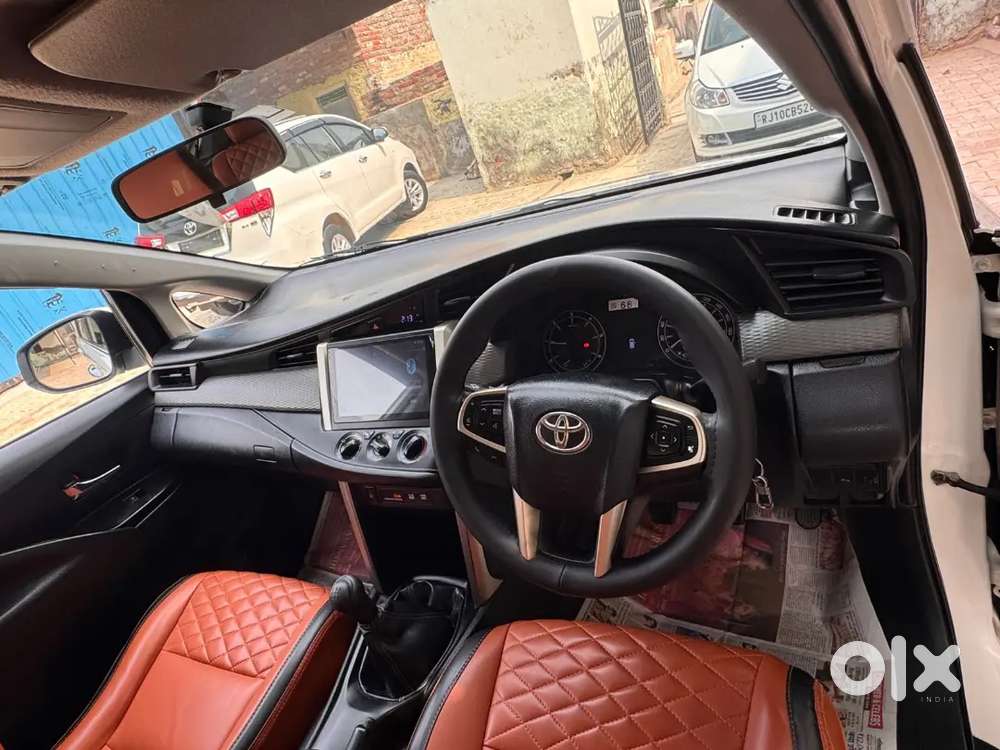 Toyota Innova Crysta 2017
