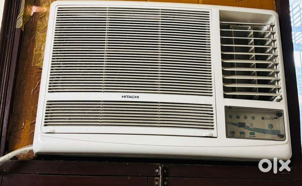 Hitachi 1.5 Ton 3 star window AC
