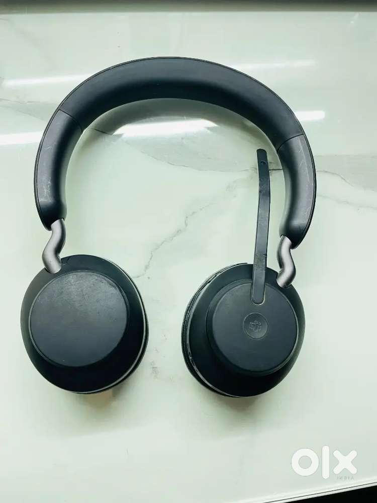 Jabra Evolve2 65 headset