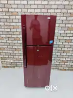 Stabilizer free lg maroon colour double door 260 litres