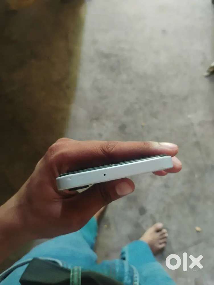 Samsung a15 128gb 5g h only phone h lene vala hi msg kre
