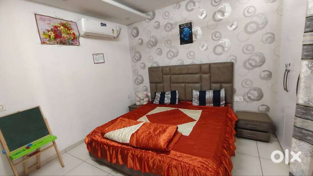 Blissful Home Pg for Girls in Zirakpur with Home Cooked Meals & Wi-Fi