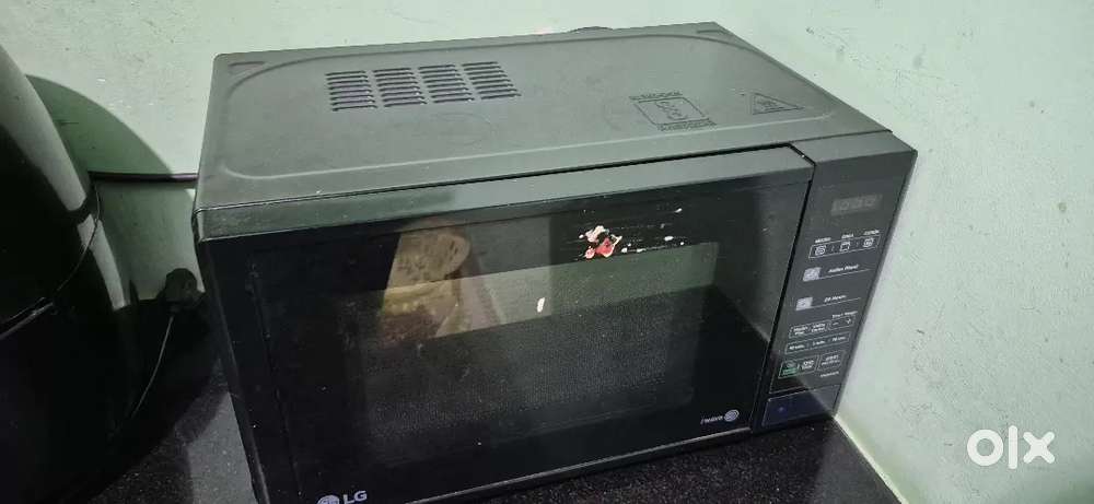 LG Microwave oven