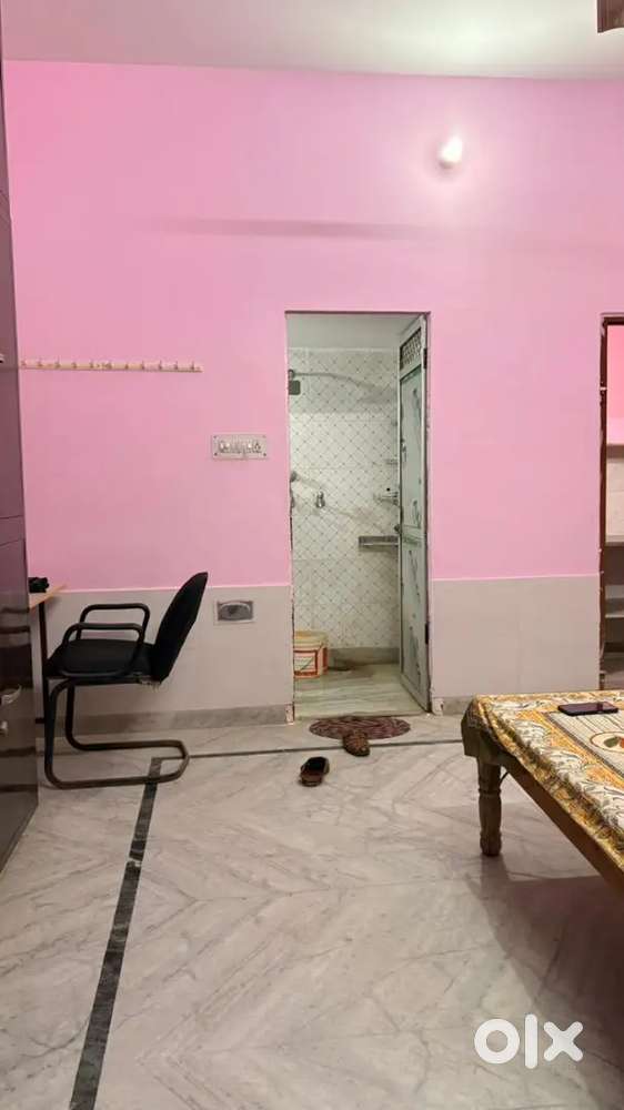 Rent for couple student working man women