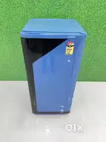 Compact Single Door Refrigerator - Sleek & Efficient Cooling
