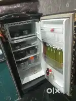 Fridge fridge bahut acchi condition perfect cooling
