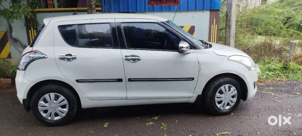 Maruti Suzuki Swift 2012