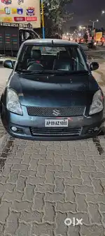 Maruti Suzuki Swift 2005 Petrol