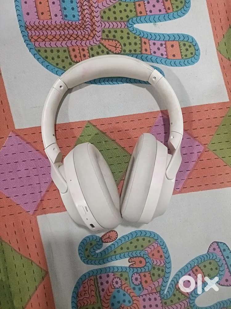 Boult headphones