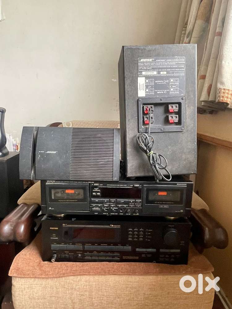 Bose music system with amplifier