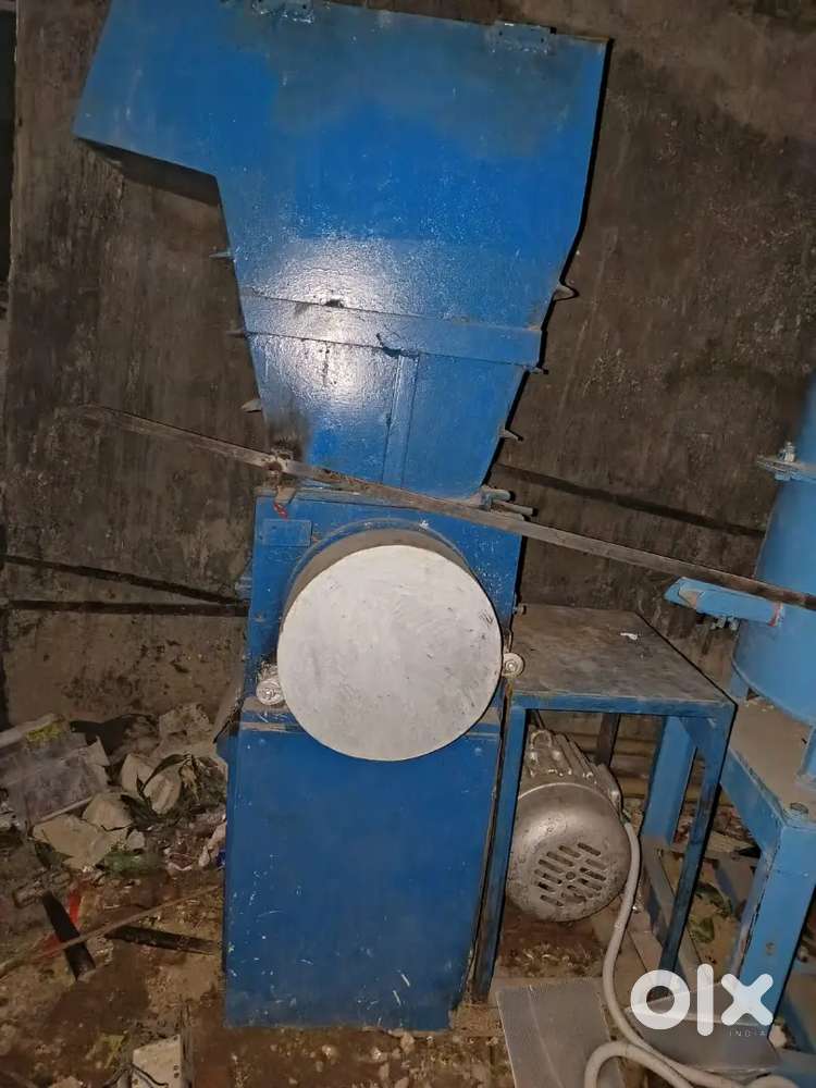 12 plastic grinder machine