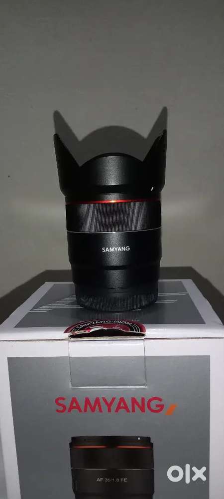 35 mm 1.8 samyung lens