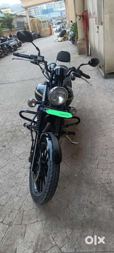 Bajaj Avenger street Good condition bike with all the parts intact