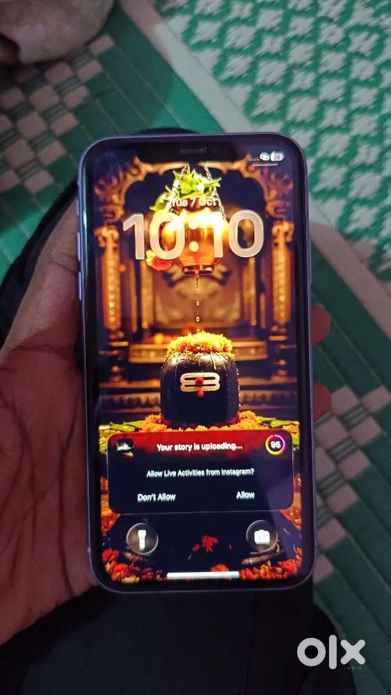 iphone 11 (128gb) mint condition