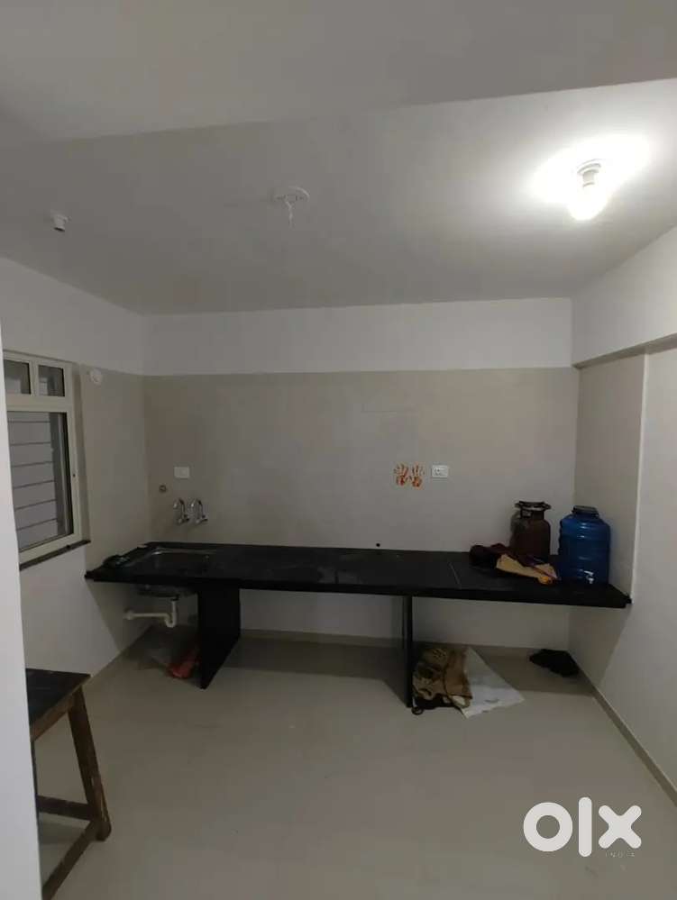 1bhk new car parking flat rent Chintamani school Bharti katraj