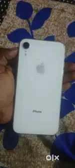 I phone XR Fullcondition health:100% display medha oka line vachinadhi