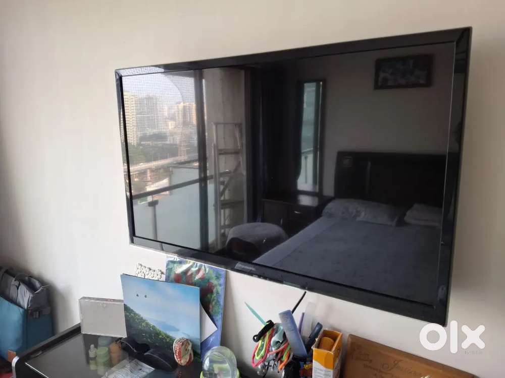 Panasonic 32 Inch TV